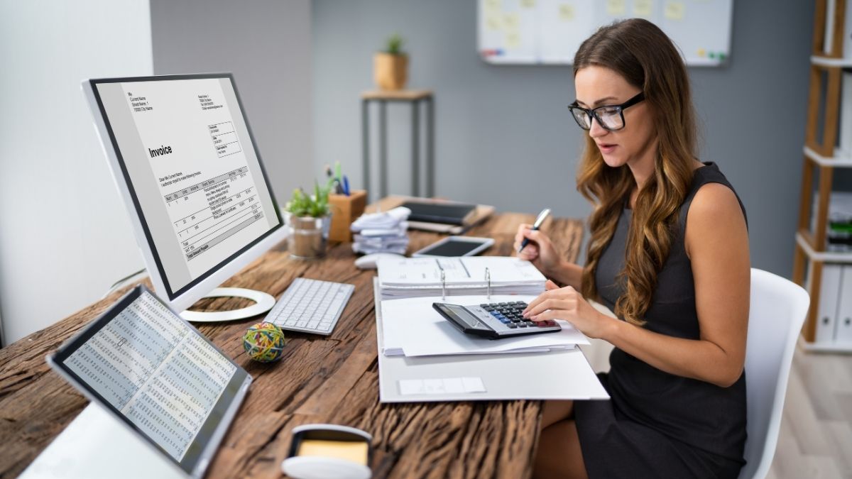 How to calculate AI tokens and count token usage for LLM prompt
